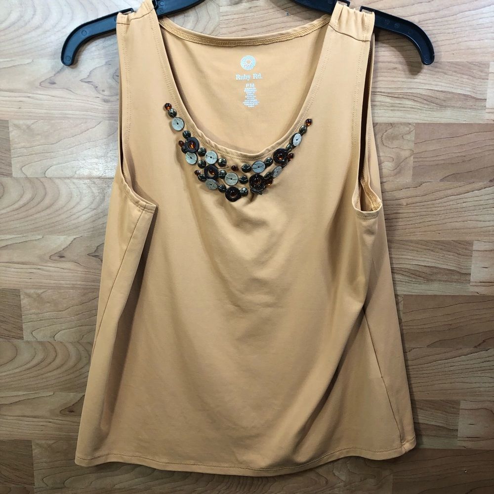 Ruby Rd. Petite Medium Goldfish Color Tank Top w/Crewneck and Beaded Nec…